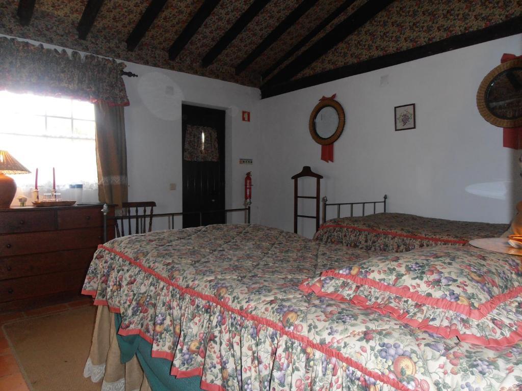 Hostal Quinta Do Casalinho Almeirim Habitación foto